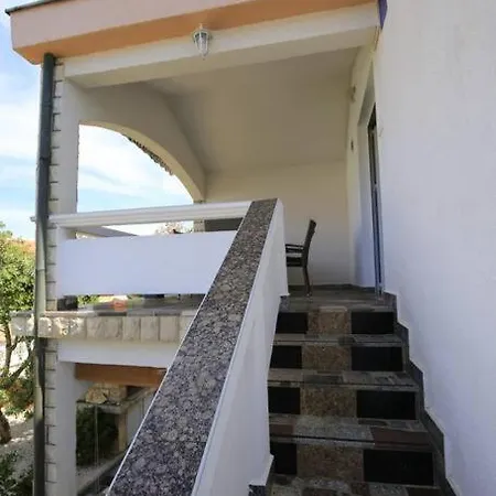 Apartament Easy Summer *** Vir