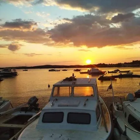 Easy Summer ***